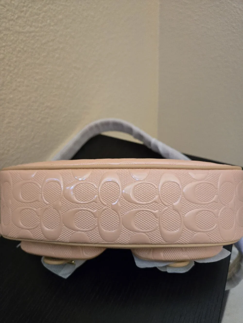 Coach Ashton Shoulder Bag In Signature Leather